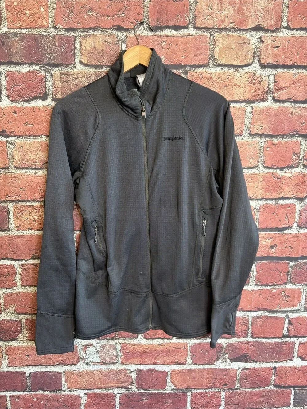 Patagonia Regulator R1 Fleece Jacket Mens Large Gray Full Zip Lightweight Grid